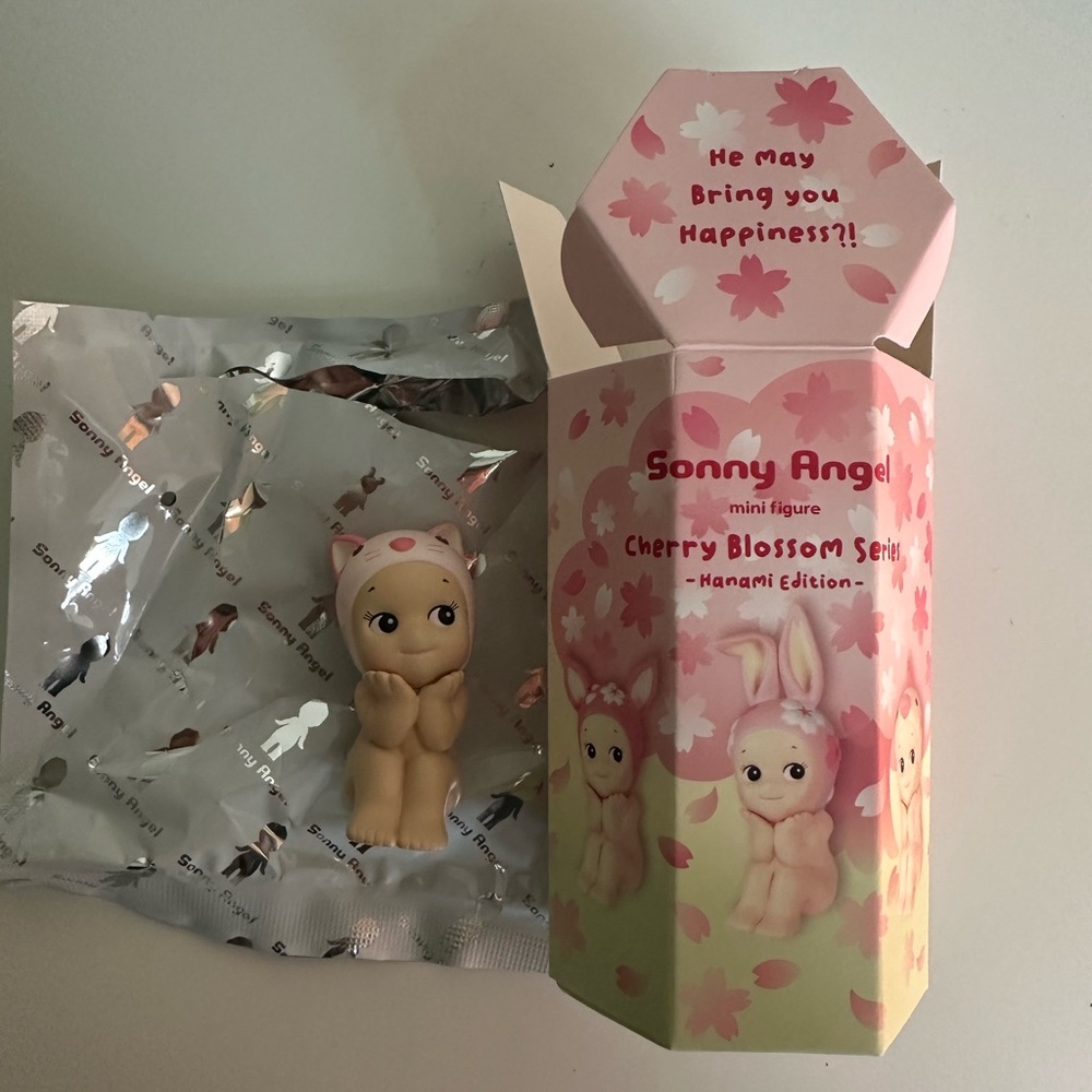 Sonny Angel Cherry Blossom Mini Figure